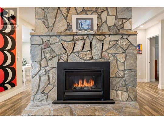 Upper suite in Peaceful Peachland! - Photo 1