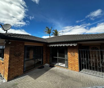 1/47 Carnoustie Drive, Wattle Downs - Photo 1