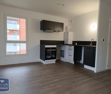 Location Appartement 3 pièces TOURCOING 59200 - Photo 2