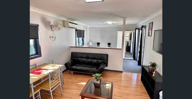 131 Piper St East Tamworth NSW 2340 - Photo 1