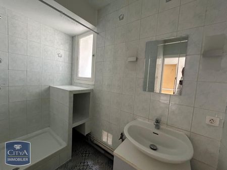 Location Appartement 3 pièces 53m² CHALON SUR SAONE 71100 - Photo 5