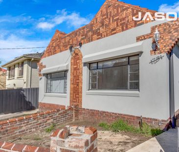 SPECTACULAR HOME - HEART OF KENSINGTON - Photo 5