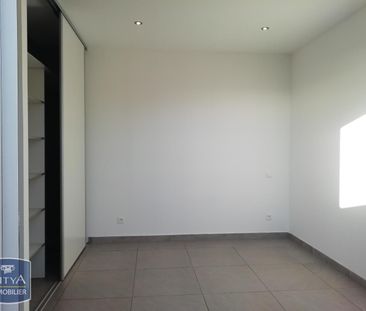 Location Maison 4 pièces 88m² LES AVIRONS 97425 - Photo 2