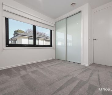 1/13 Kendall Street, RINGWOOD - Photo 1