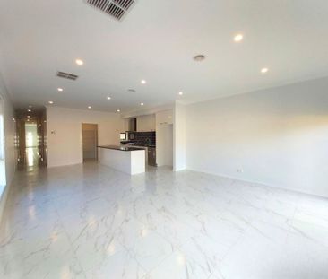 Splendid 4Br Family Home in Bonnie Brook! - Photo 2