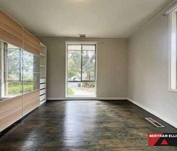 Family friendly home in quiet cul-de-sac with solar! - Photo 2