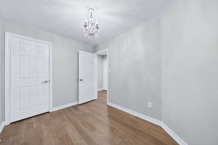 For Lease - 56 North Lake Road Unit# 22, Richmond Hill, Ontario - Photo 4