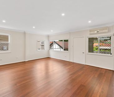 Sunlit 645sq.m block with plenty of parking - Photo 2