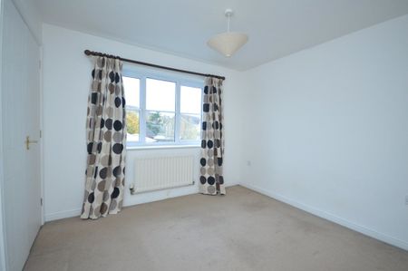 3 bedroom house - Photo 2