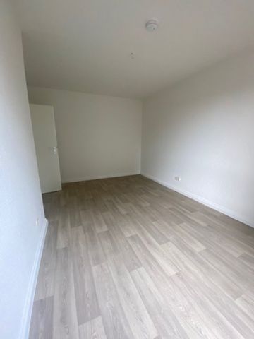 Helle 4 Zimmerwohnung + Balkon + Wannenbad +optional Garage in Brunsbüttel OTTO STÖBEN GmbH - Foto 5