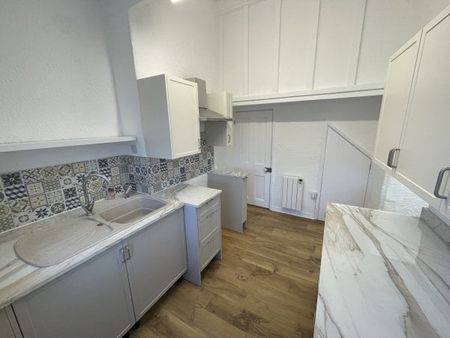 Parc Erissey, Redruth, TR16 - Photo 2