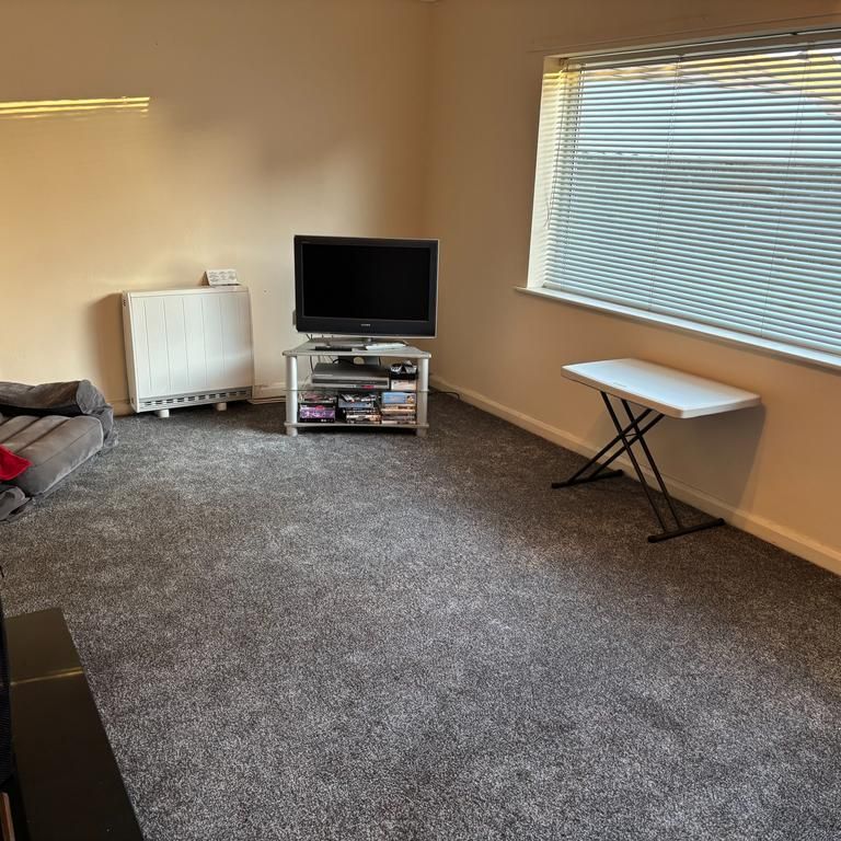 2 bedroom bungalow to rent - Photo 1