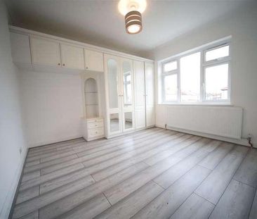 Carterhatch Road, Enfield, EN3 - Photo 5