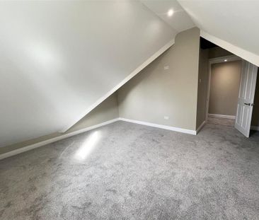 4 bedroom detached house to rent - Photo 4