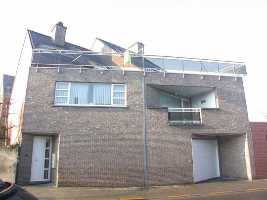 Appartement op 2de verdieping. - Photo 1