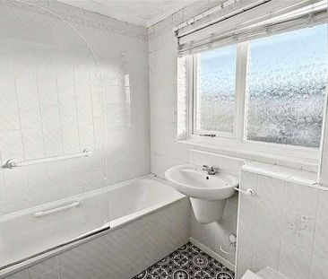 Maywood Avenue, Eastbourne, East Sussex, BN22 - Photo 6