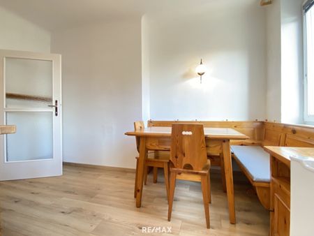 2 ZIMMER | separate ESSBEREICH | separate KÜCHE | ROTER BERG | WUNDERSCHÖNE GRÜNRUHELAGE - Photo 3