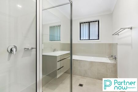 1/38 Dewhurst Street, Tamworth NSW 2340 - Villa For Rent | Domain - Photo 3