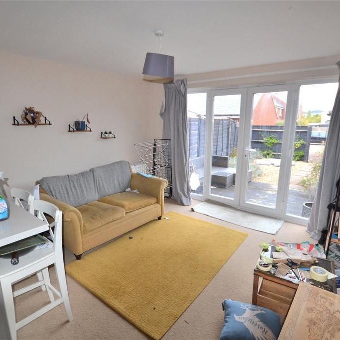 4 bedroom terraced house to rent - Photo 1