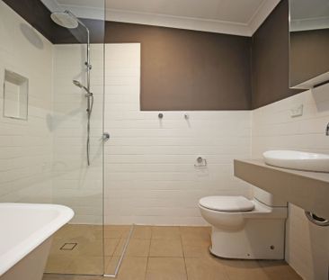 3 Bedroom home close to the CBD - Photo 2