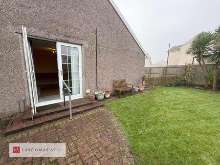 Cefn Court, Rogerstone, Newport, NP10 - Photo 5