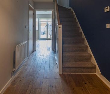 3 bedroom terraced house to rent - Photo 2