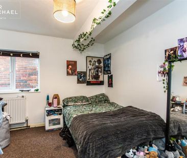 7 bedroom semi-detached house to rent - Photo 2