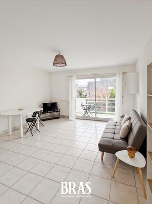 Location Appartement 2 pièces Meublé 49m² VANNES 56000 - Photo 1