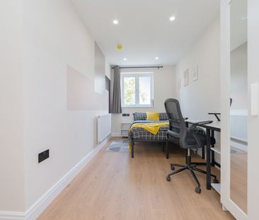 Room in a Shared House, Frognal Avenue, HA1 - Photo 5