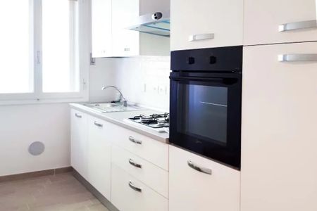 Via Francesca Edera De Giovanni, Bologna, Emilia-Romagna 40129 - Photo 3