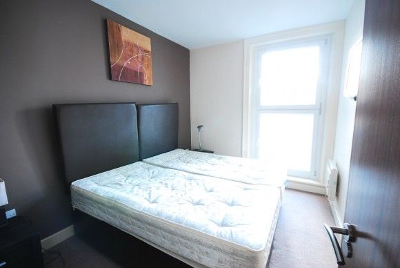 2 Bed - City Apartments, Northumberland Street - Photo 1