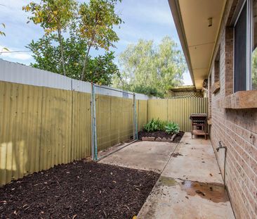 Spacious Homette with Courtyard - Photo 3