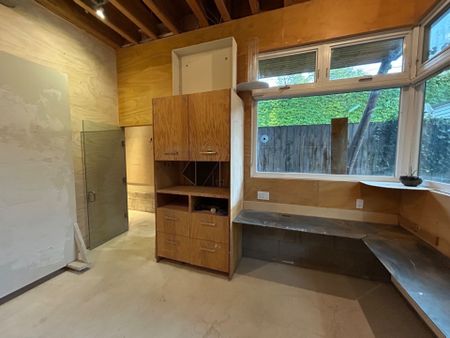 For Lease - 303 Coxwell Avenue Unit# rear workspace, Toronto, Ontario - Photo 5