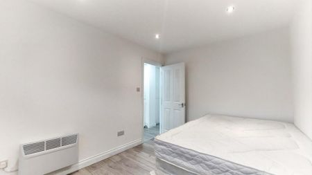 1 bedroom ground floor flat to rent - Photo 2
