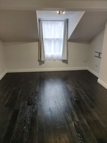 2 Bed Flat, Holland Road, W14 - Photo 2