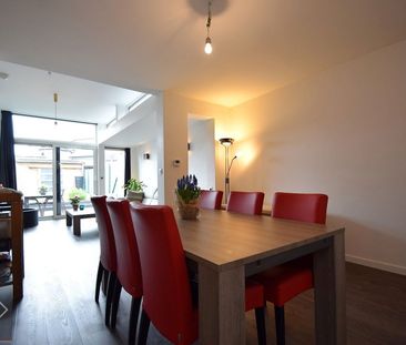 Volledig gerenoveerde woning met 3 slpks en leuke tuin! - Photo 4