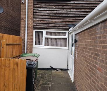 1 bedroom house of multiple occupation to rent - Photo 6