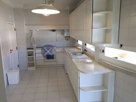 3 room luxury Flat for rent in Monte Estoril, Cascais, Lisbon - Photo 3