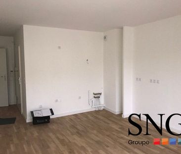 T2 AVEC BALCON ET PARKING - Photo 1