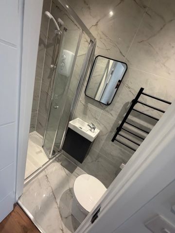 Studio Flat, Garfield Road, SW11 - Photo 5