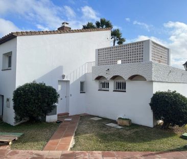 2 Calle Guridi, Estepona, Andalusia 29693 - Photo 5