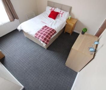 S2 - Queens Road - bills included - Photo 2