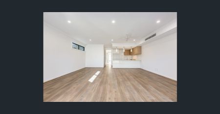 Stylish Three Bedroom 2 Storey Home in the Leafy Suburb St Morris - Photo 3