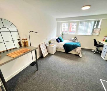 Ground Floor Premier Studio - Photo 6