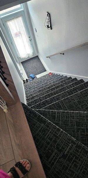 grand 4 1/2 prix réduit 1335$ - Photo 1