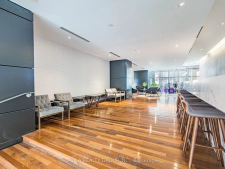 4 Spadina Avenue #715 - Photo 2