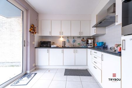 Uiterst ruim appartement met twee slaapkamers in Centrum Langemark - Photo 4