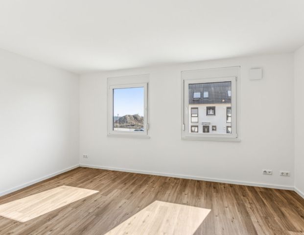 Perfekt für Familien: Exklusive Reihenhäuser in Rüdersdorf! - Photo 1