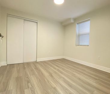 For Lease - 30 MEADOW VISTA Crescent Unit# Basement-Legal walk out,... - Photo 1