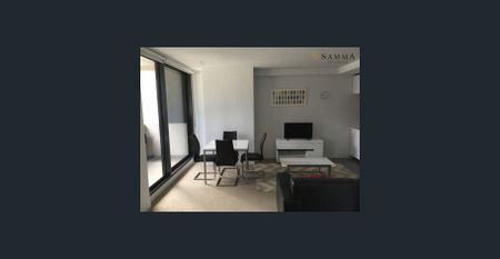 Modern Furnished One-Bedroom Apartment in the Heart of Melbourne CBD - Photo 2